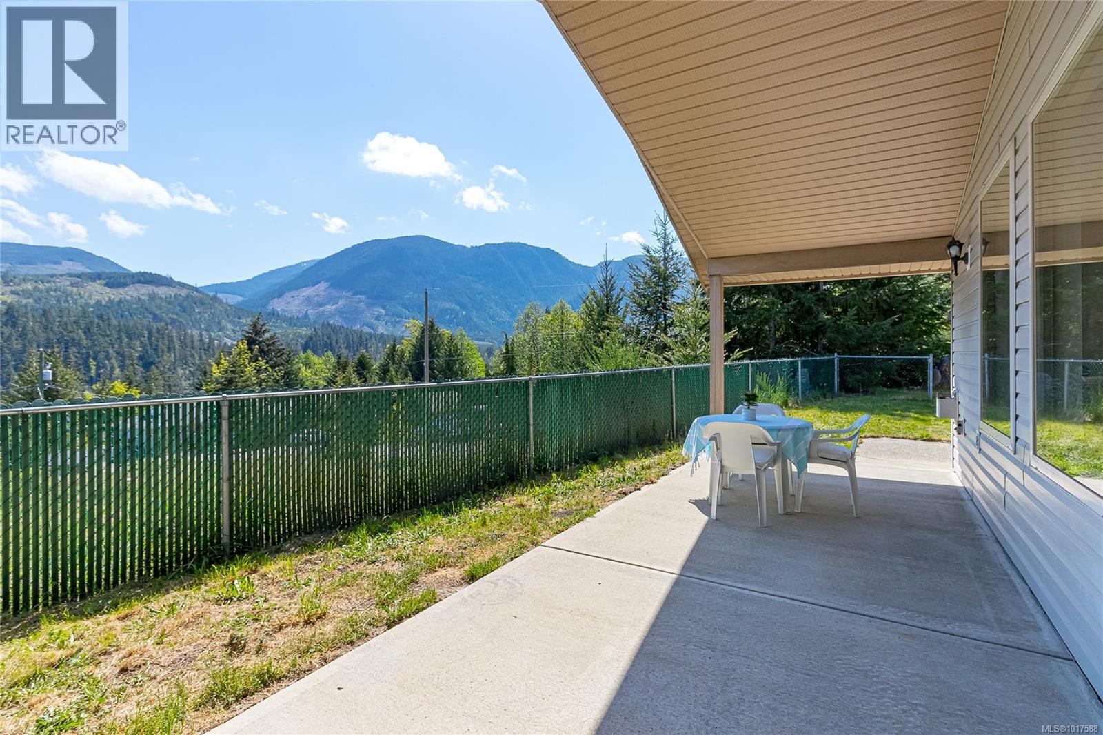 1782 Martini Way, Qualicum Beach