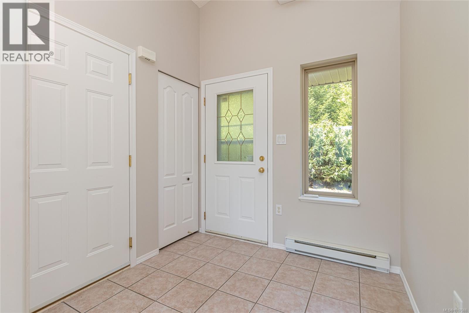 1782 Martini Way, Qualicum Beach