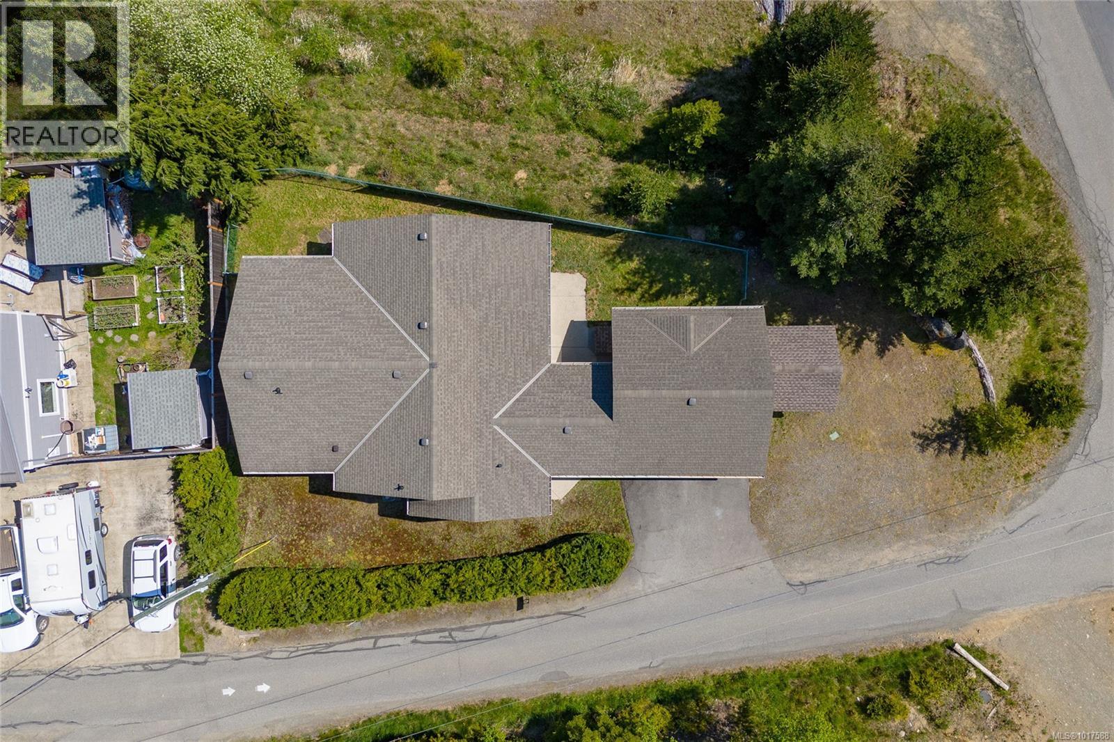 1782 Martini Way, Qualicum Beach