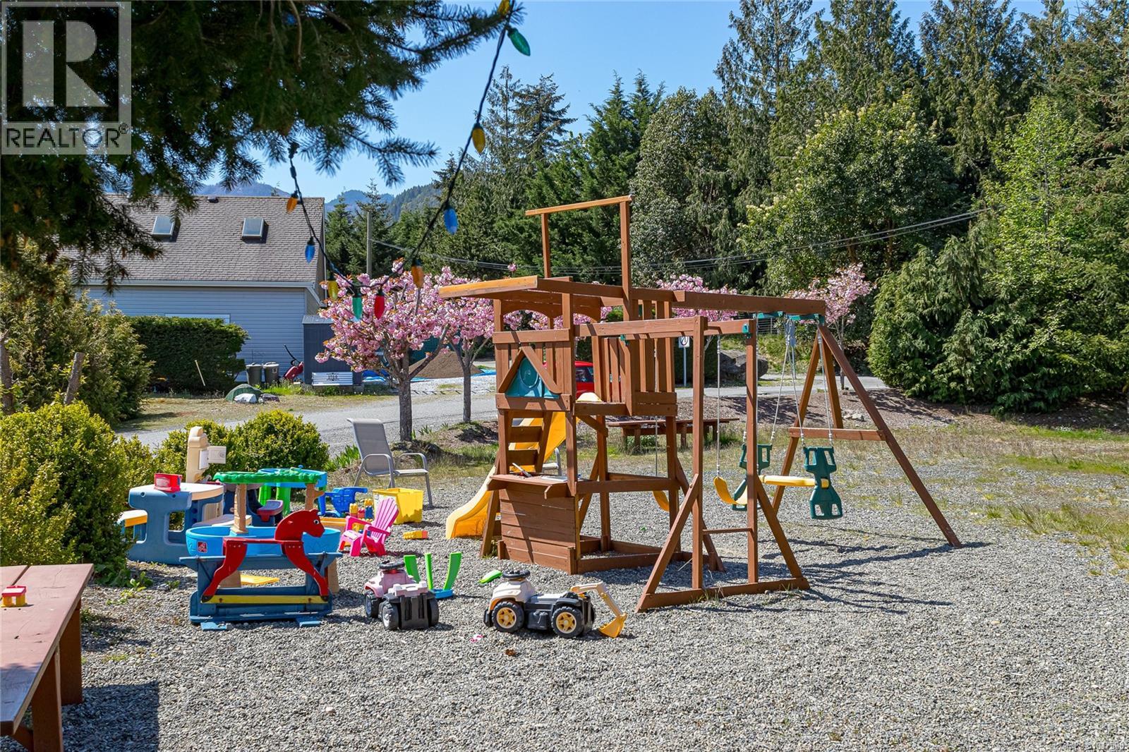 1782 Martini Way, Qualicum Beach