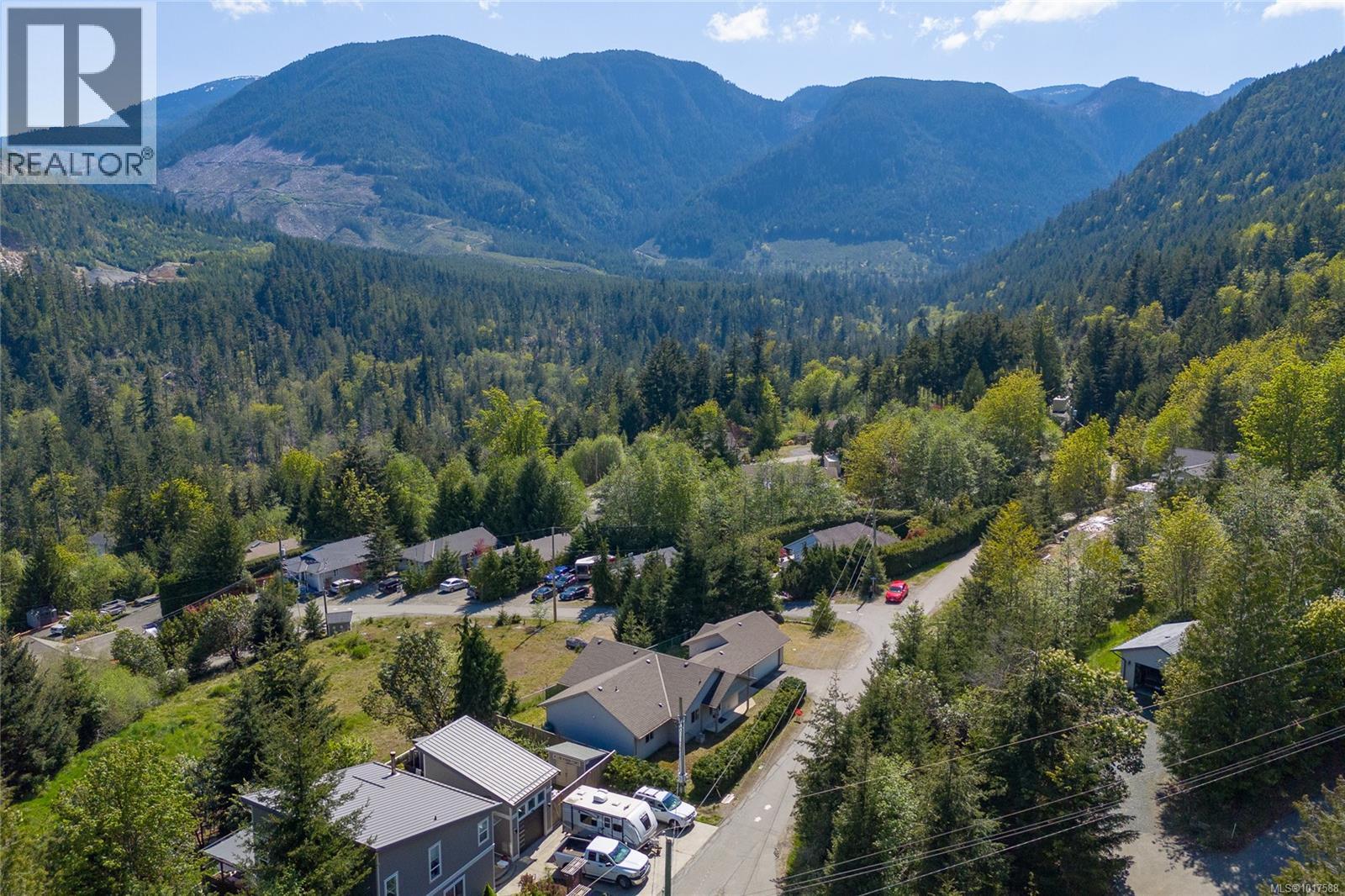 1782 Martini Way, Qualicum Beach