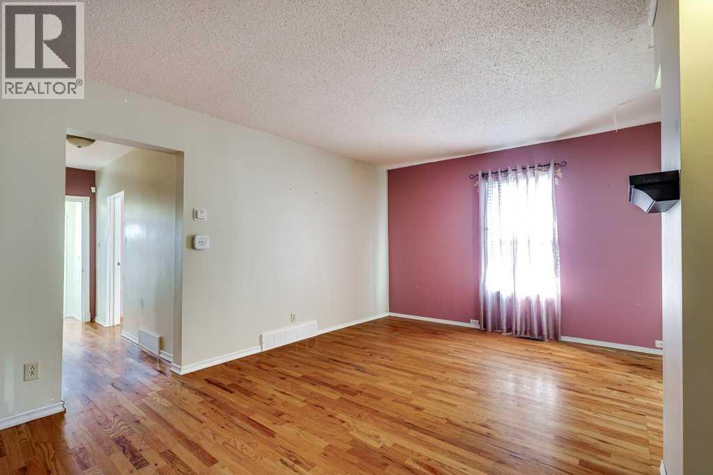 4515 50 Avenue, Innisfail