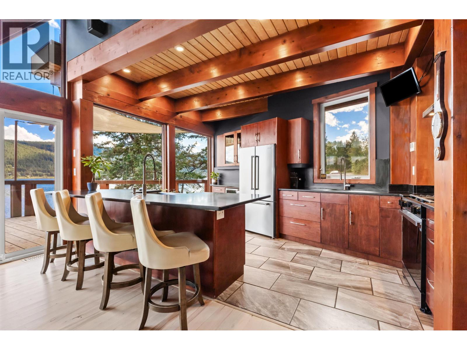 1917 BASS ROAD, Williams Lake