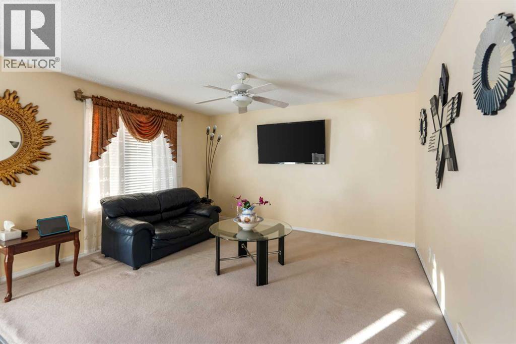 Single Family House for Sale in  Saddlemont Manor NE Saddle Ridge Calgary 