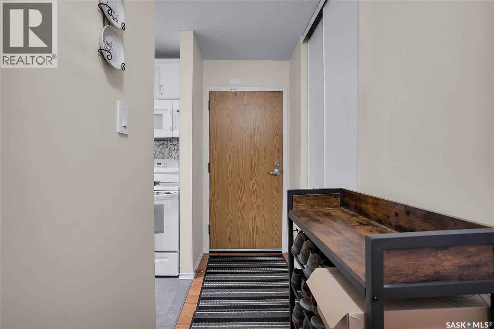 Single Family House Low rise for Sale in B  th STREET E Saskatoon 
