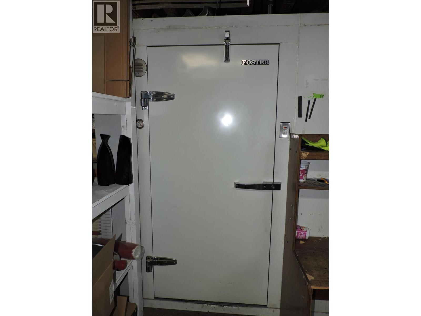 325 Copper Avenue S, Greenwood