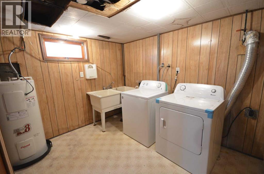 26221 393 Township, Rural Lacombe County