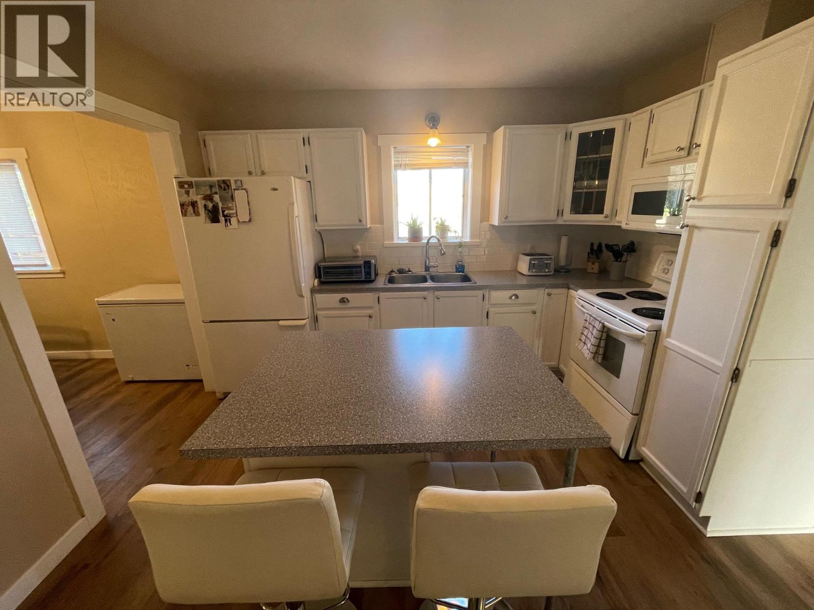 6569 19th Street, Grand Forks