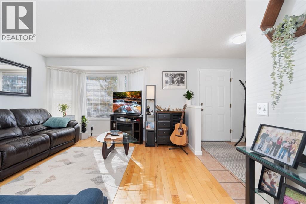 Single Family House for Sale in  Arbour Grove Close NW Arbour Lake Calgary 