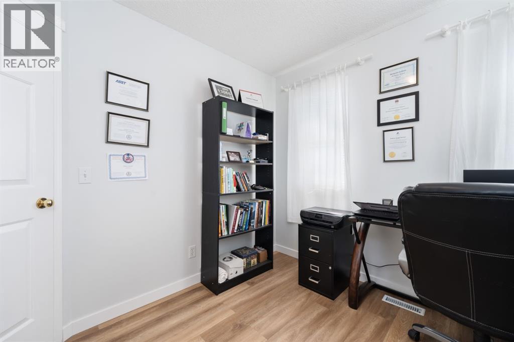 Single Family House for Sale in  Arbour Grove Close NW Arbour Lake Calgary 