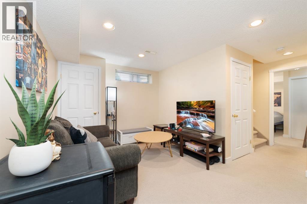 Single Family House for Sale in  Arbour Grove Close NW Arbour Lake Calgary 