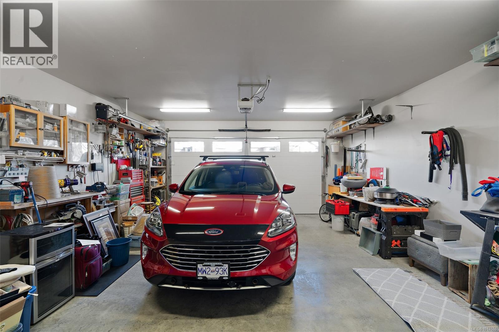  3416 Resolution Way, Colwood