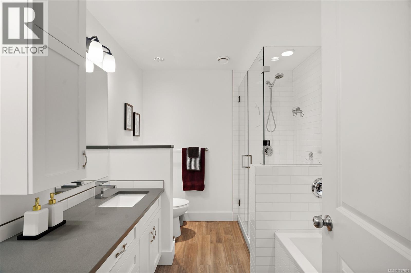  3416 Resolution Way, Colwood