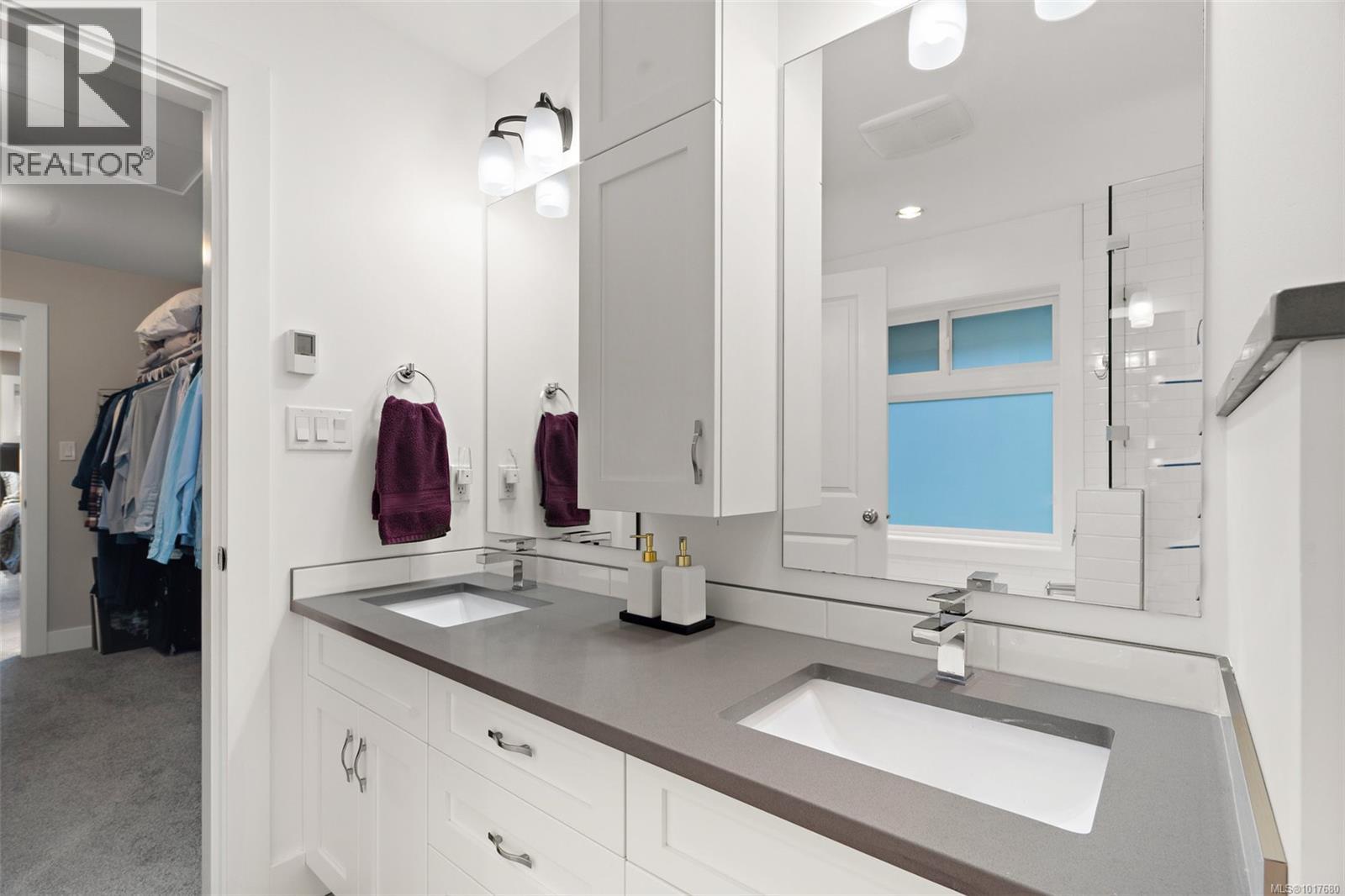  3416 Resolution Way, Colwood