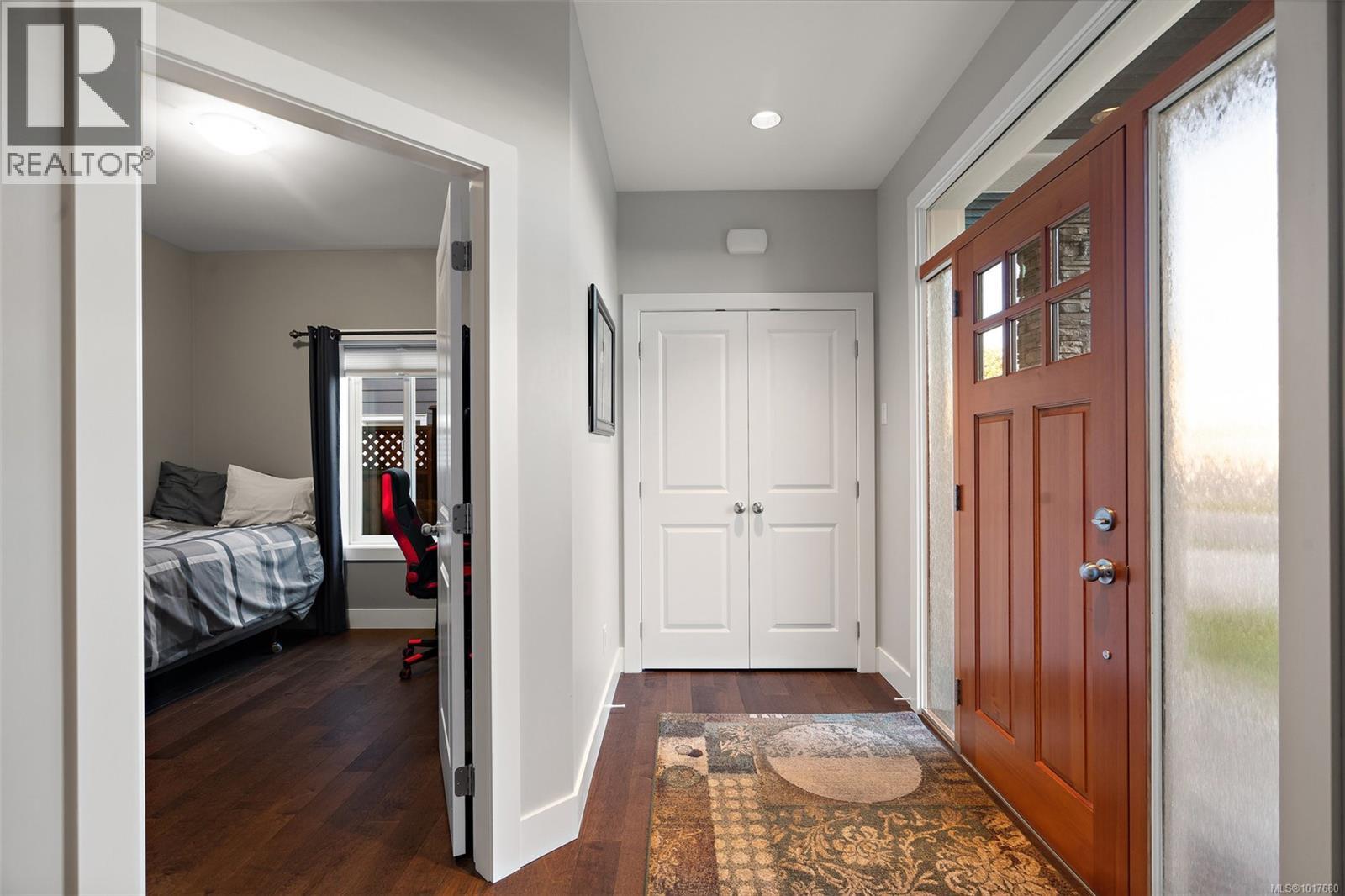  3416 Resolution Way, Colwood