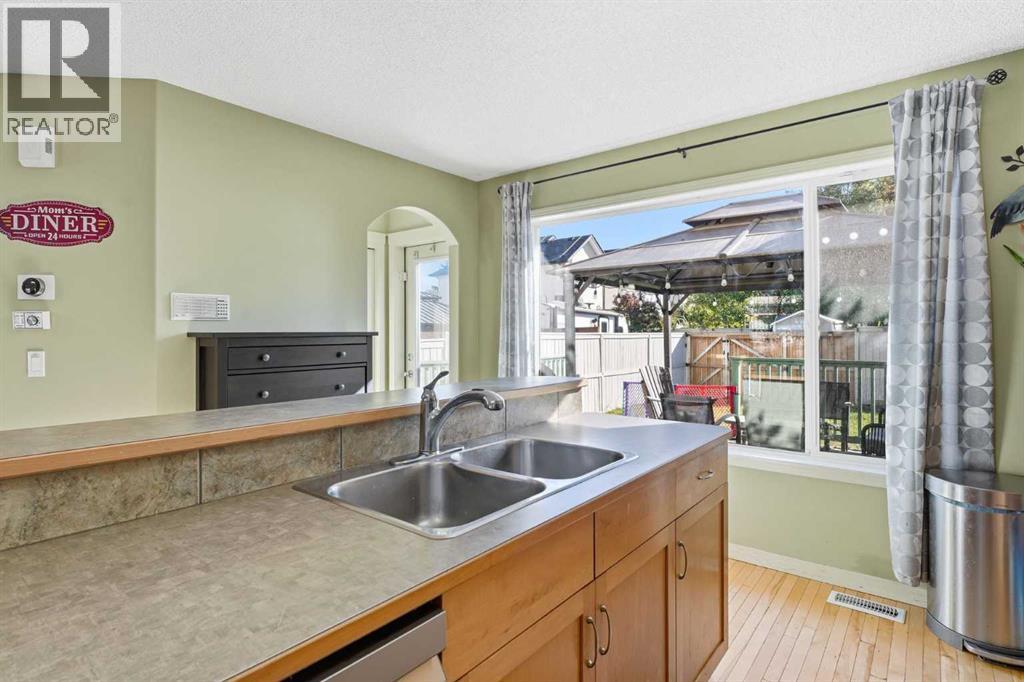 Single Family House for Sale in  Cramond Circle SE Cranston Calgary 