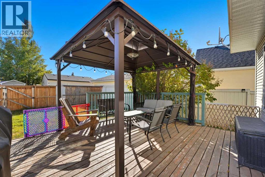 Single Family House for Sale in  Cramond Circle SE Cranston Calgary 