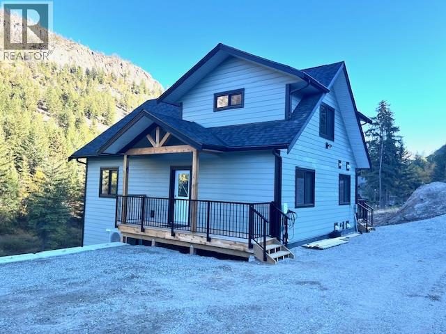  645 Grand Oro Road, Kaleden