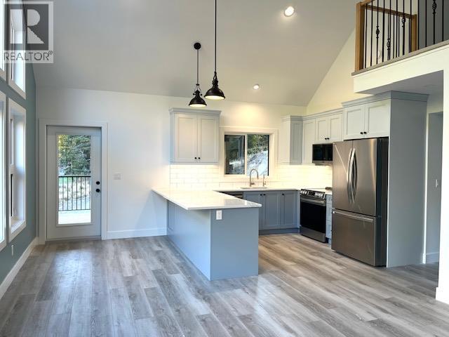  645 Grand Oro Road, Kaleden