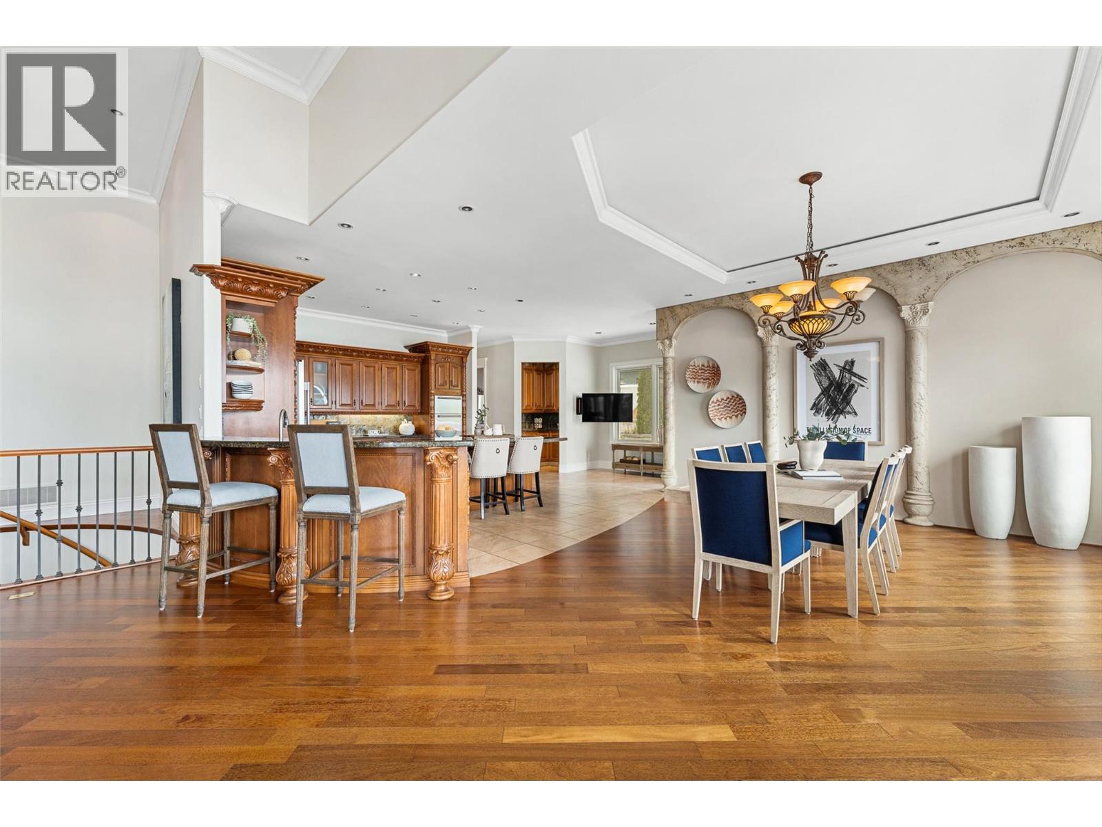  2543 Lucinde Road, West Kelowna