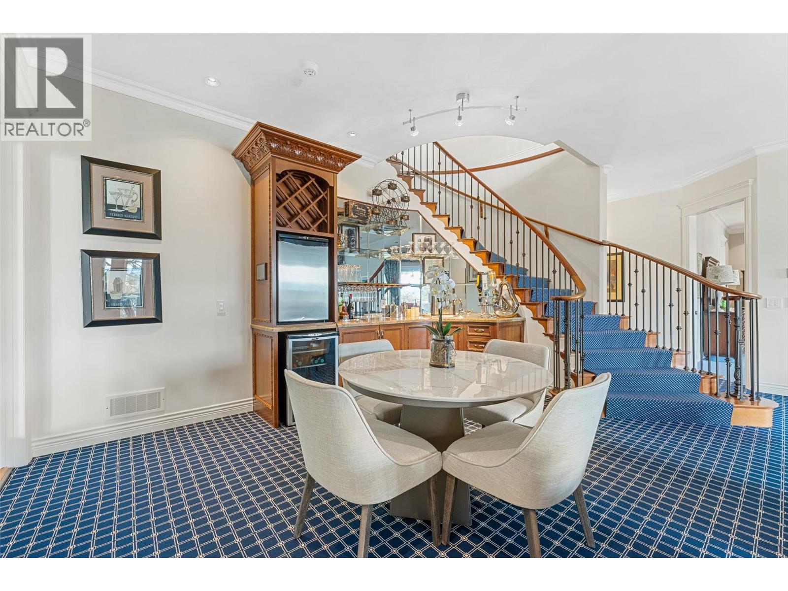  2543 Lucinde Road, West Kelowna