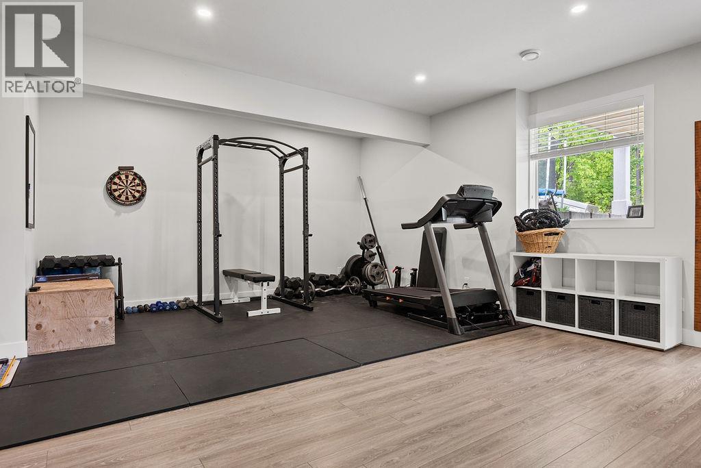  20 15th Avenue Southeast, Salmon Arm