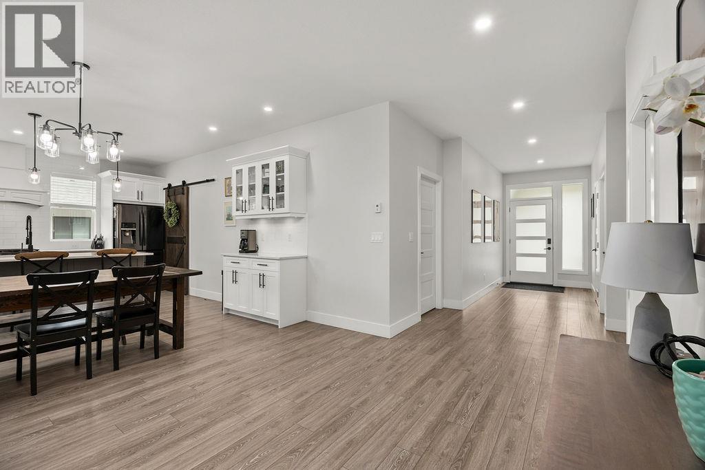  20 15th Avenue Southeast, Salmon Arm
