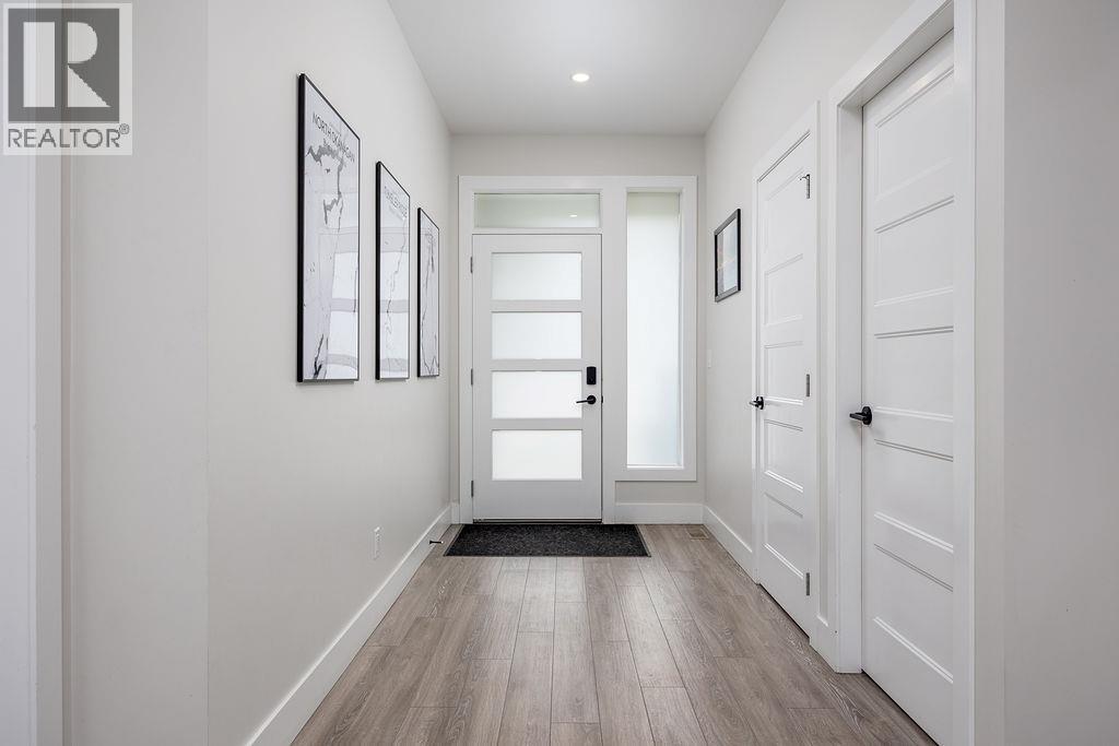  20 15th Avenue Southeast, Salmon Arm