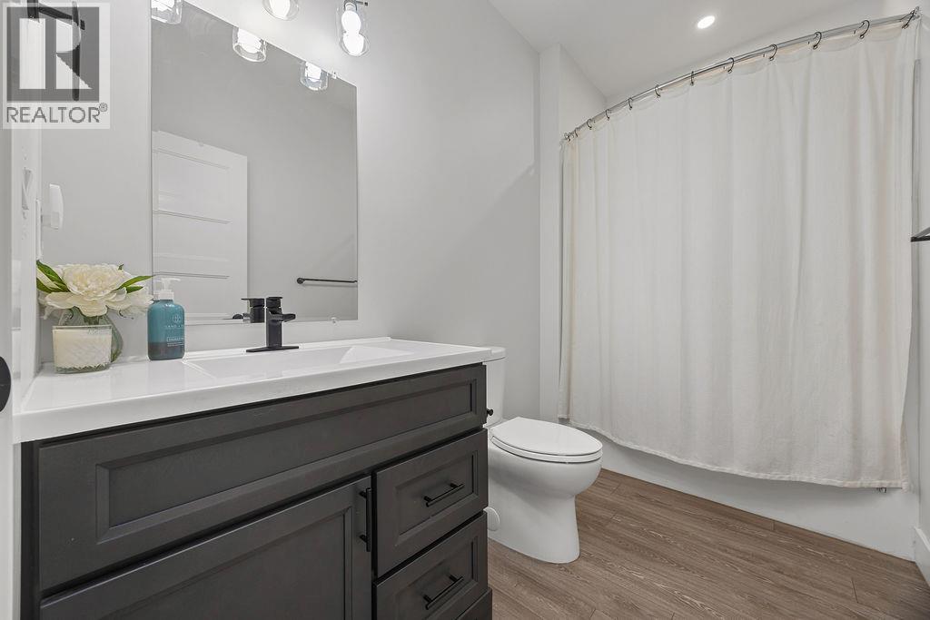 20 15th Avenue Southeast, Salmon Arm