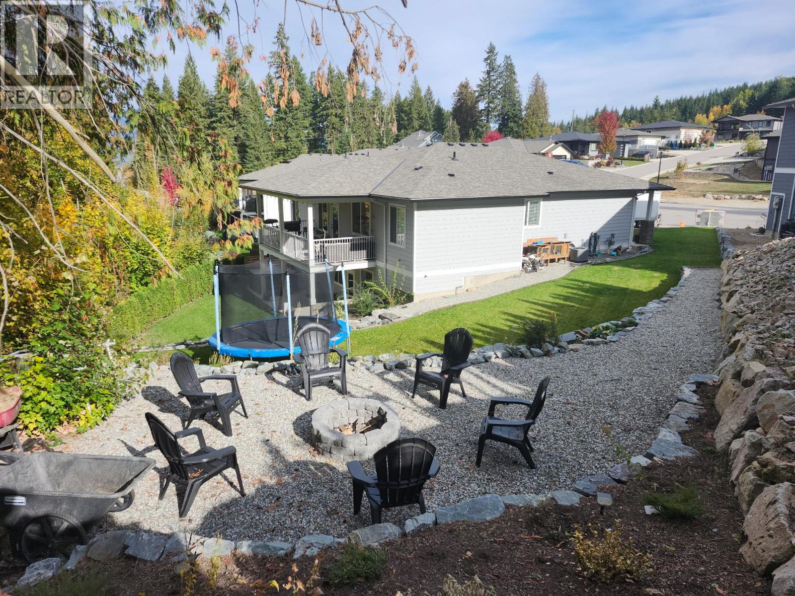  20 15th Avenue Southeast, Salmon Arm