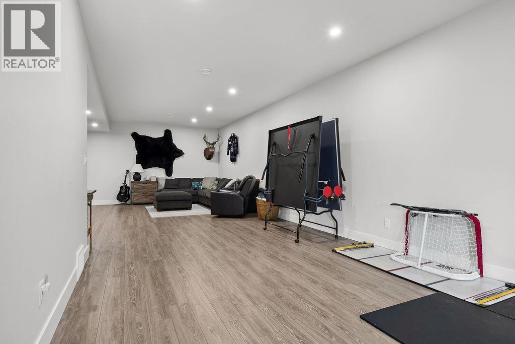  20 15th Avenue Southeast, Salmon Arm