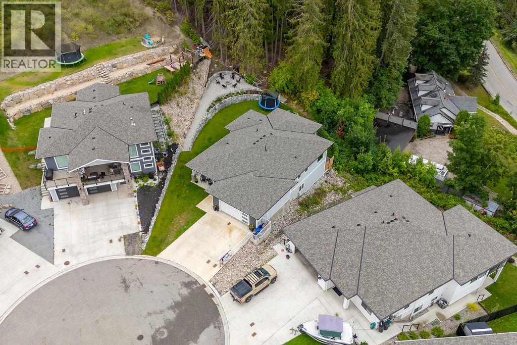  20 15th Avenue Southeast, Salmon Arm