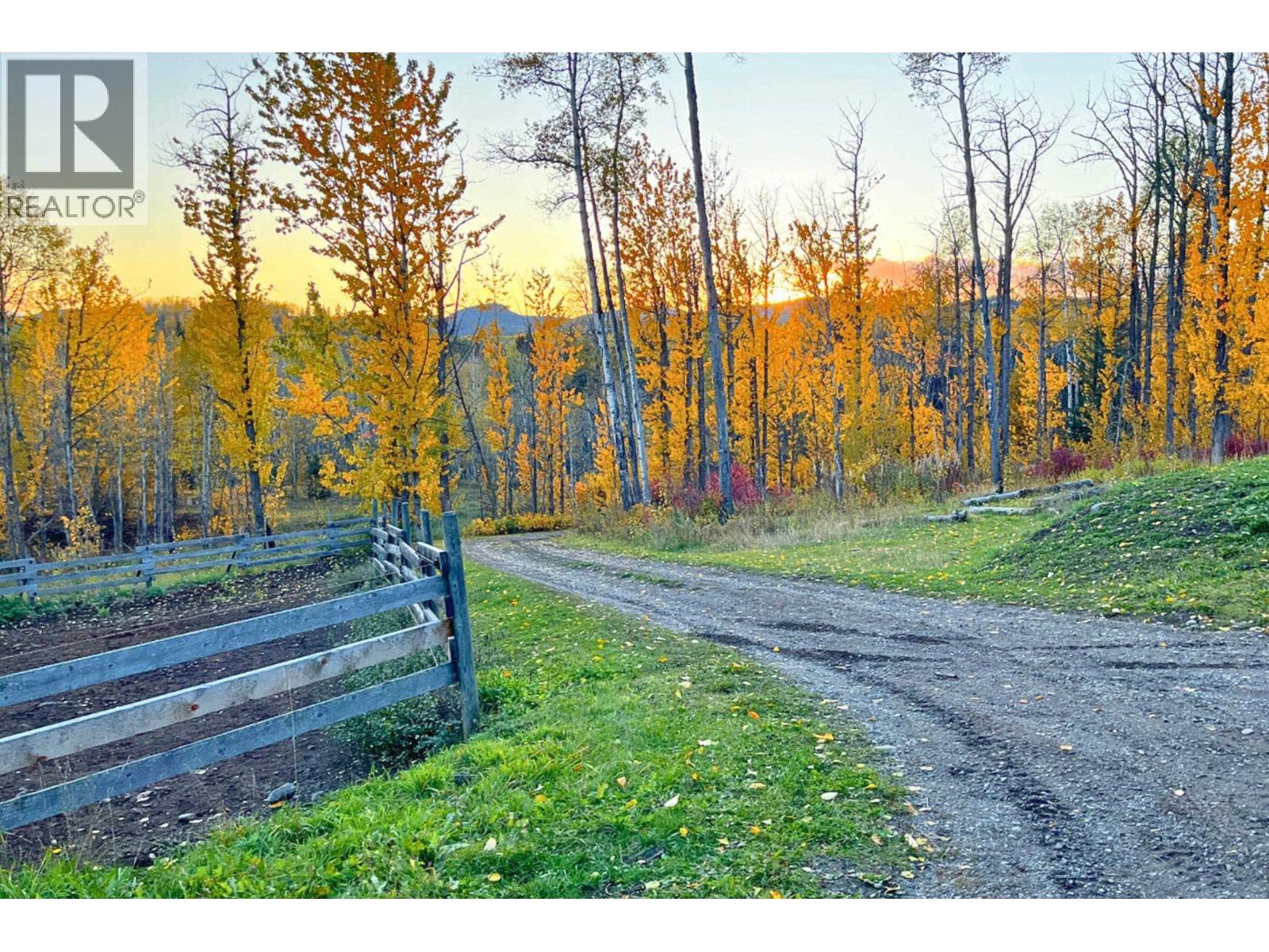14440 JARMAN Road, Topley