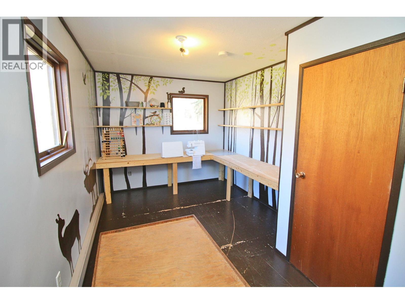 14440 JARMAN Road, Topley