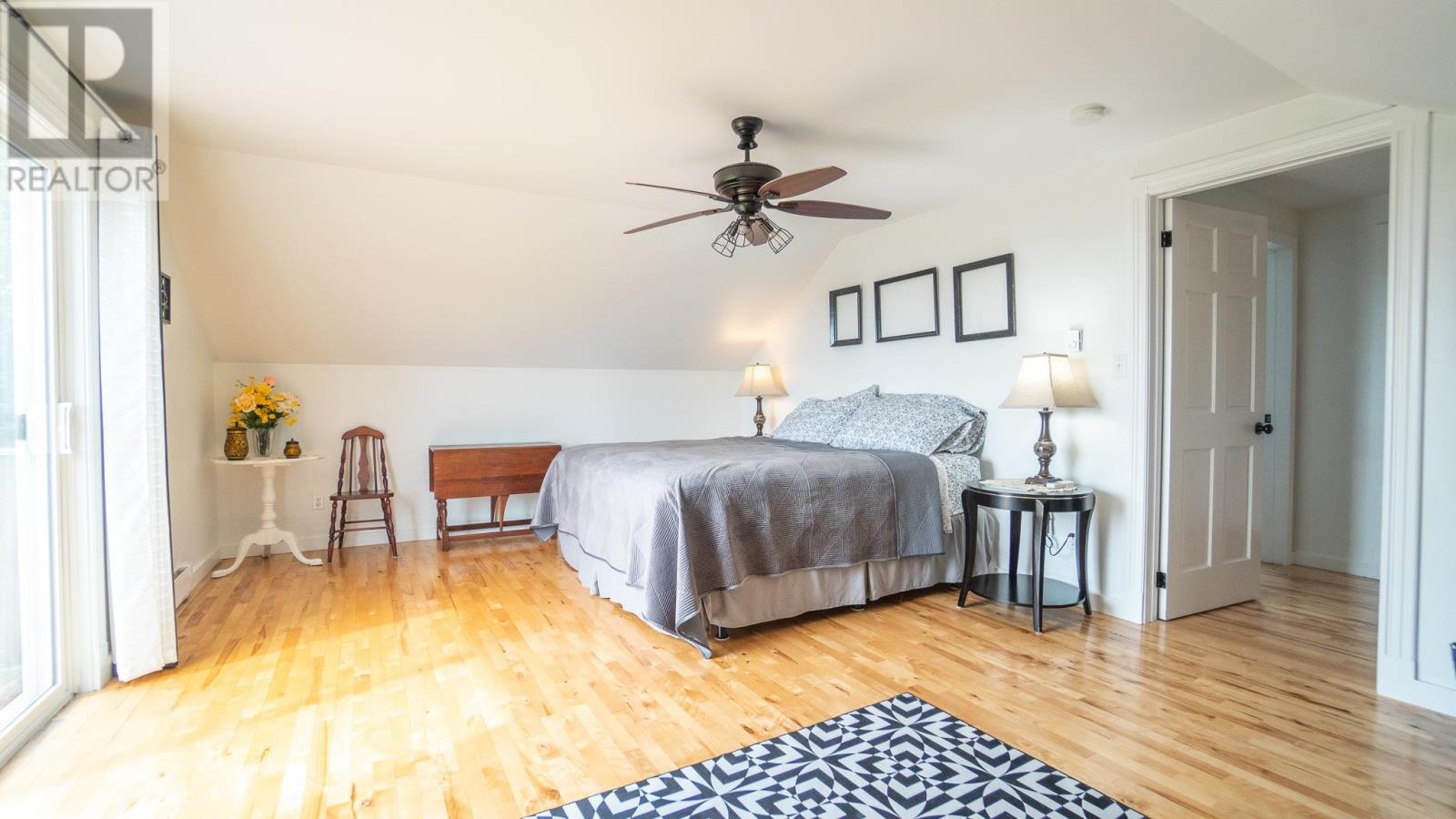 4646 Cape Bear Rd — photo 23