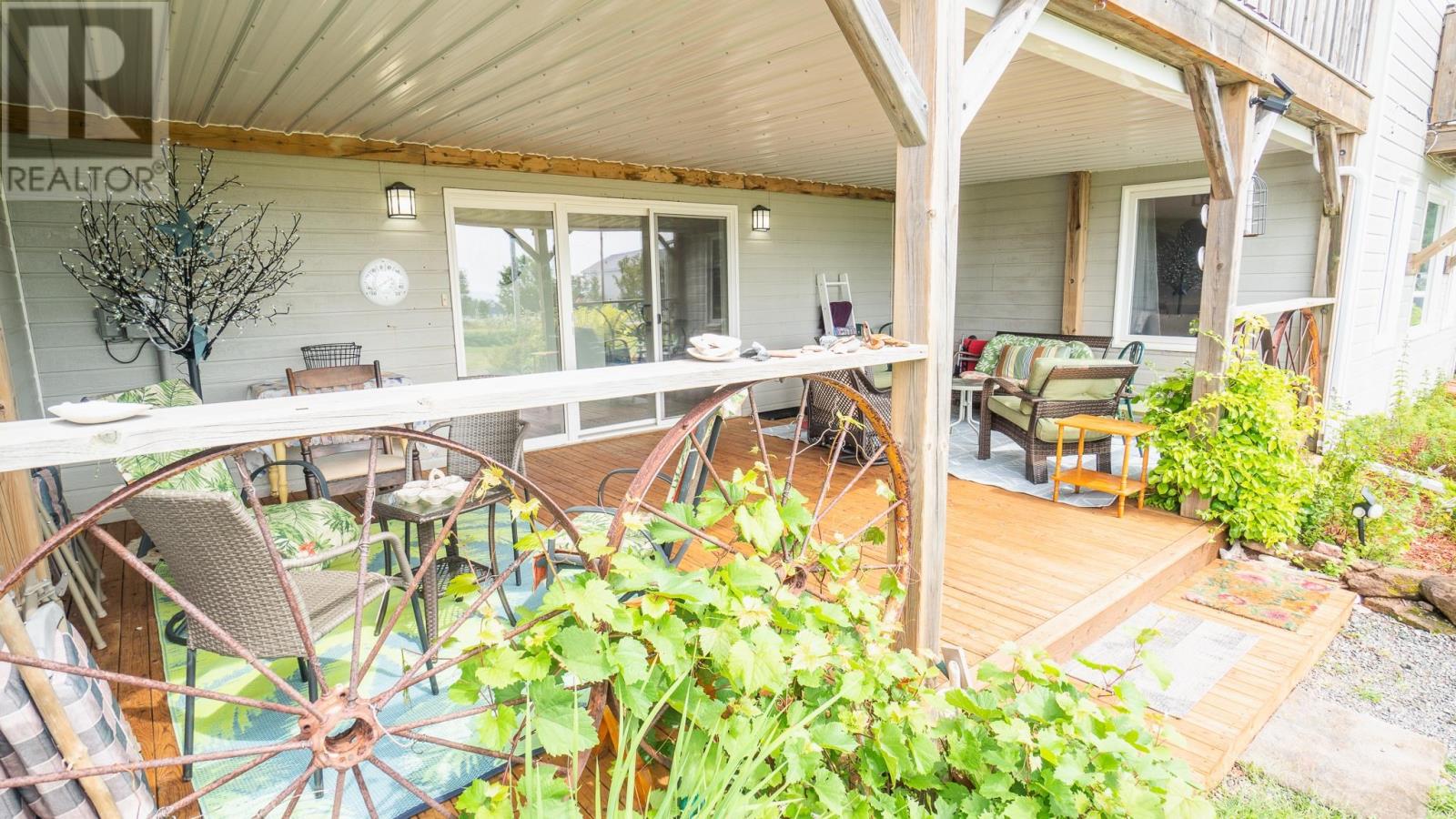 4646 Cape Bear Rd — photo 37
