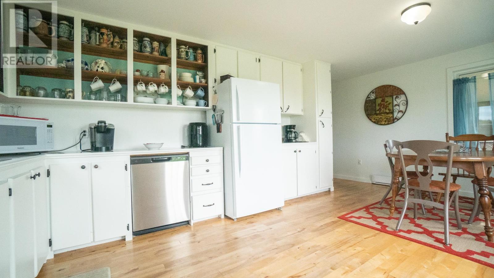 4646 Cape Bear Rd — photo 9