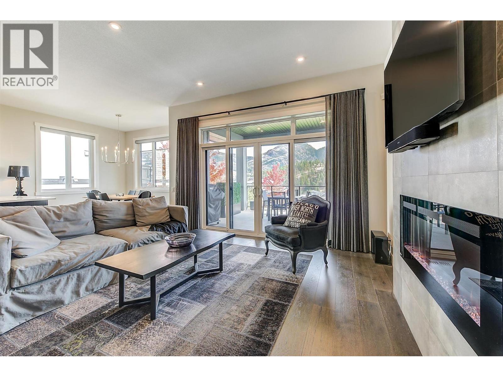  1049 Loseth Drive, Kelowna