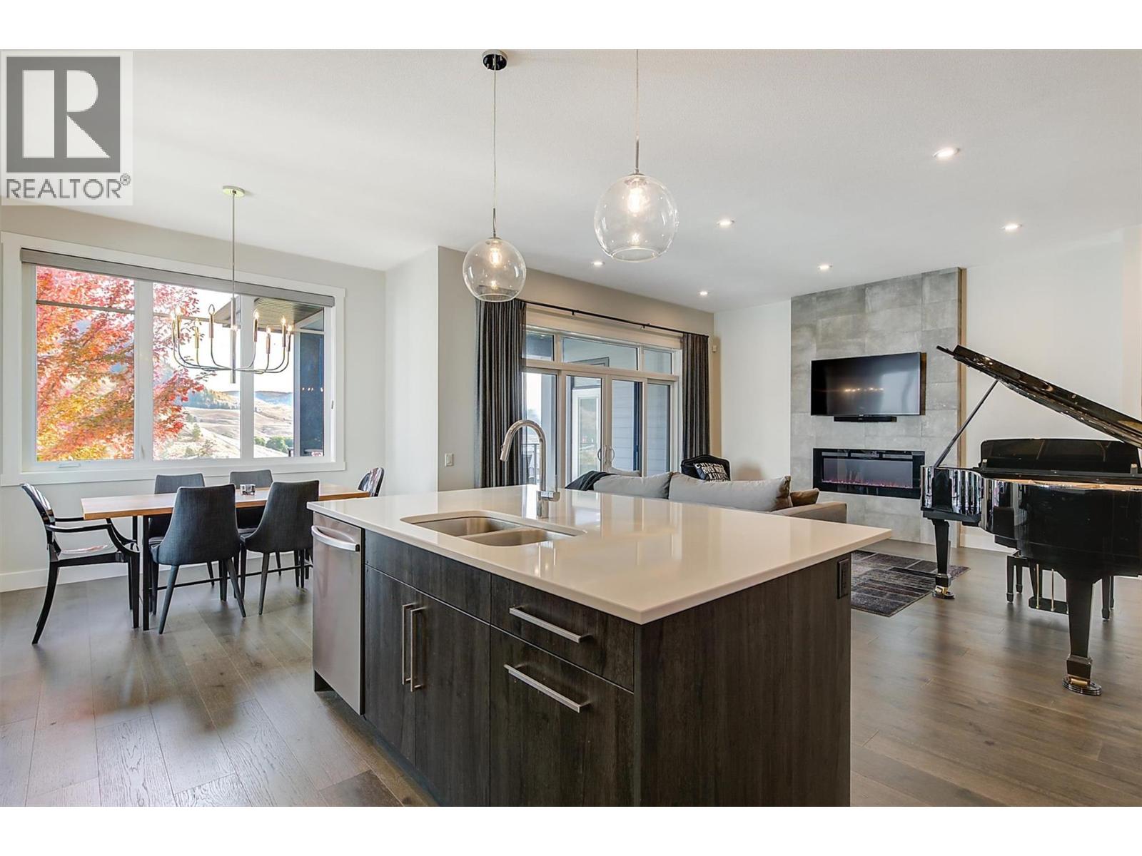  1049 Loseth Drive, Kelowna