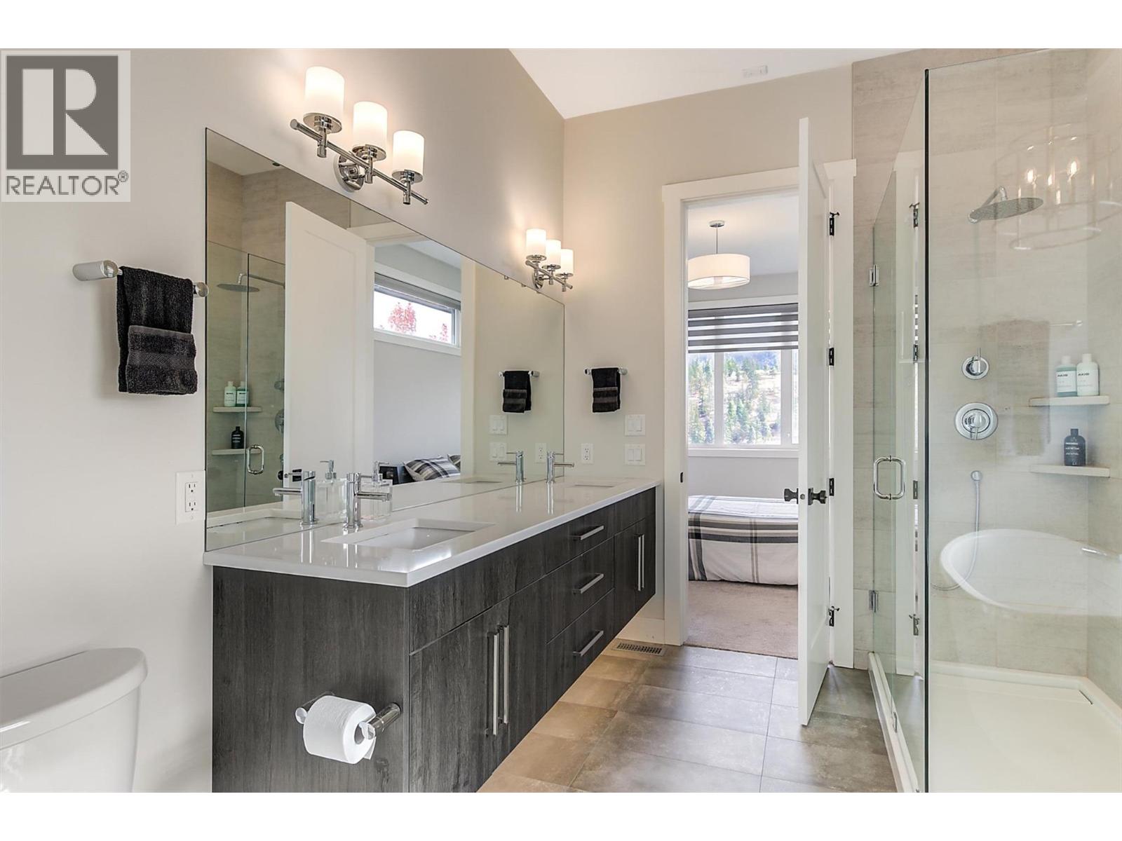  1049 Loseth Drive, Kelowna