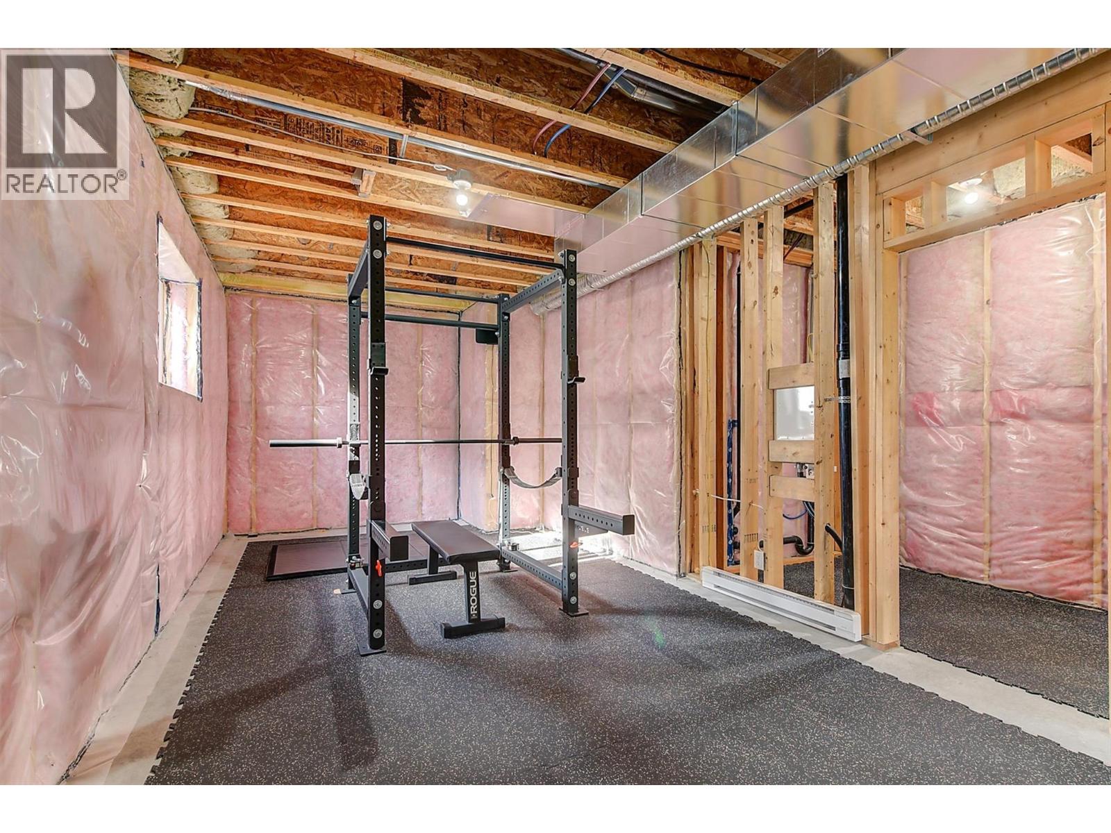  1049 Loseth Drive, Kelowna