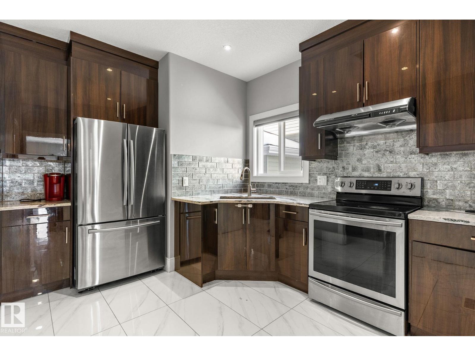 1507 Adamson VW SW SW, Edmonton