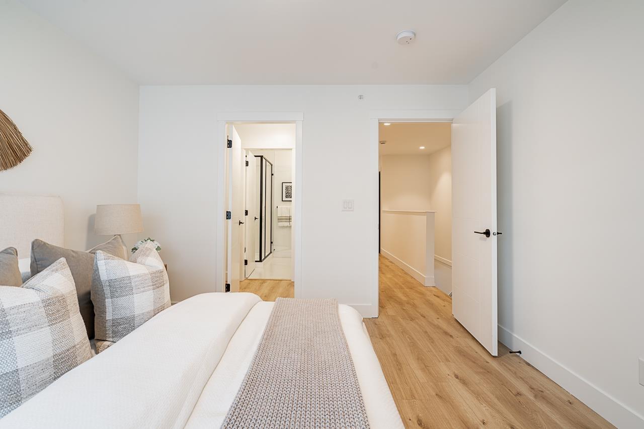 38 8430 NOTTMAN STREET, Mission