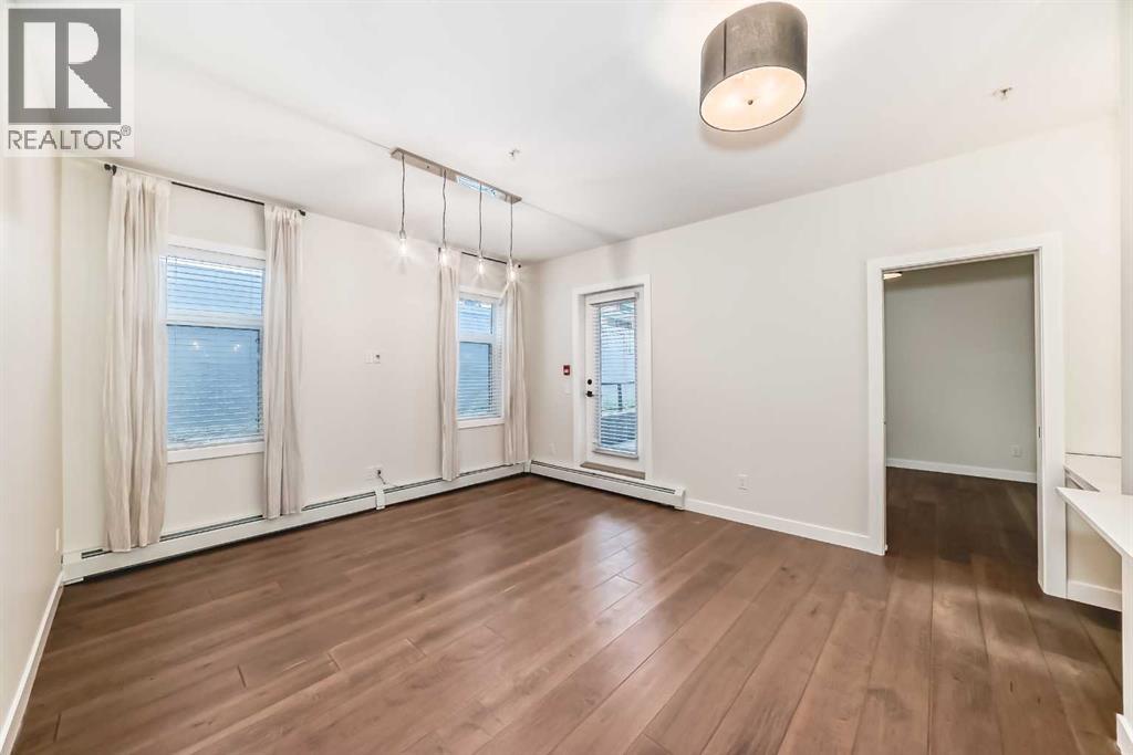 Single Family House for Sale in    Avenue SW Shaganappi Calgary 