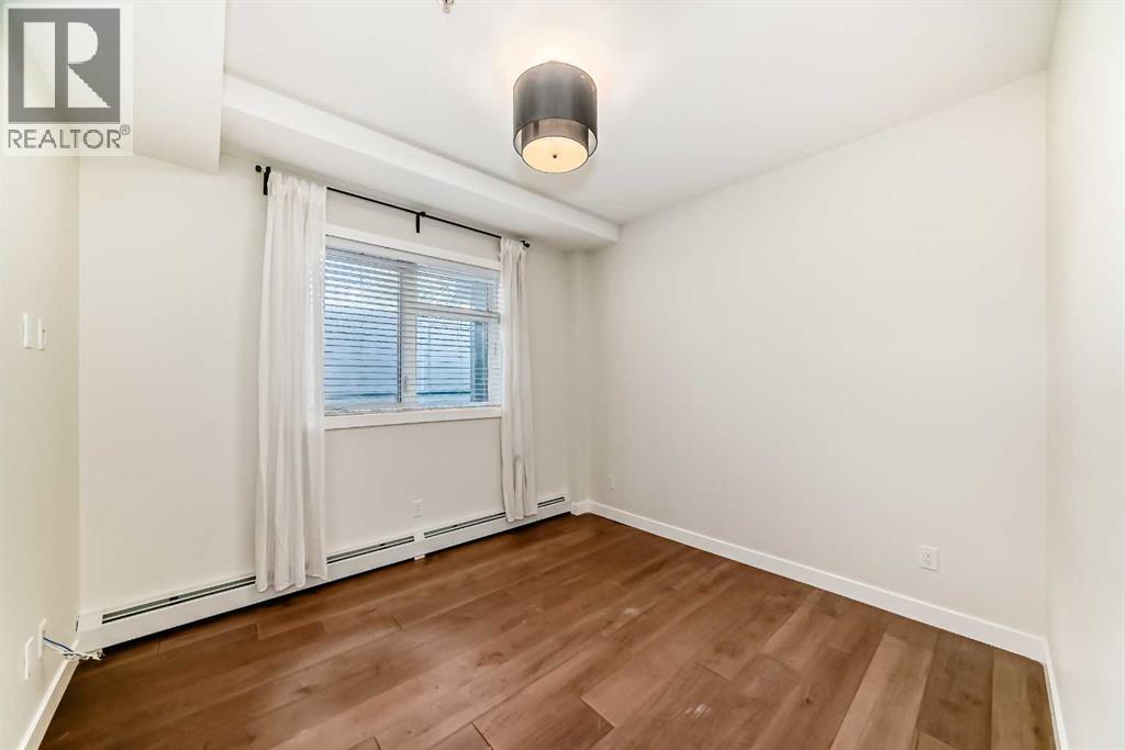 Single Family House for Sale in    Avenue SW Shaganappi Calgary 