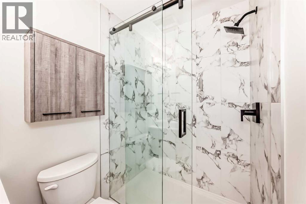 Single Family House for Sale in    Avenue SW Shaganappi Calgary 