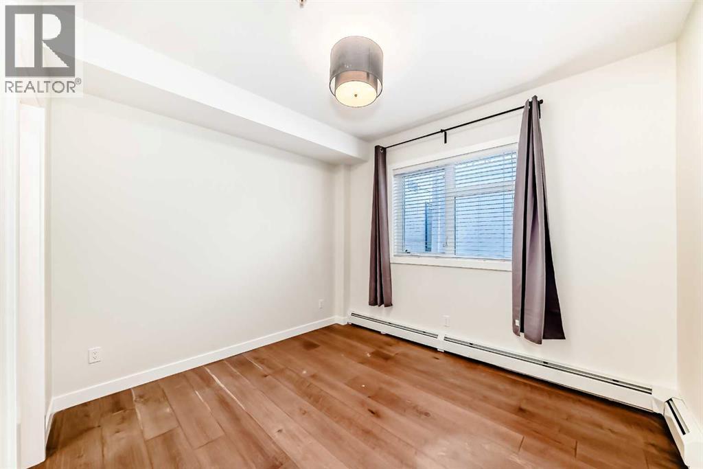 Single Family House for Sale in    Avenue SW Shaganappi Calgary 