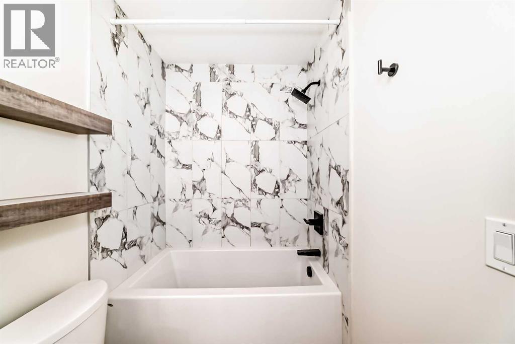 Single Family House for Sale in    Avenue SW Shaganappi Calgary 