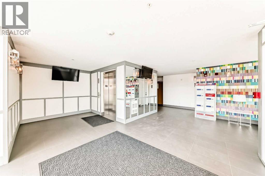 Single Family House for Sale in    Avenue SW Shaganappi Calgary 