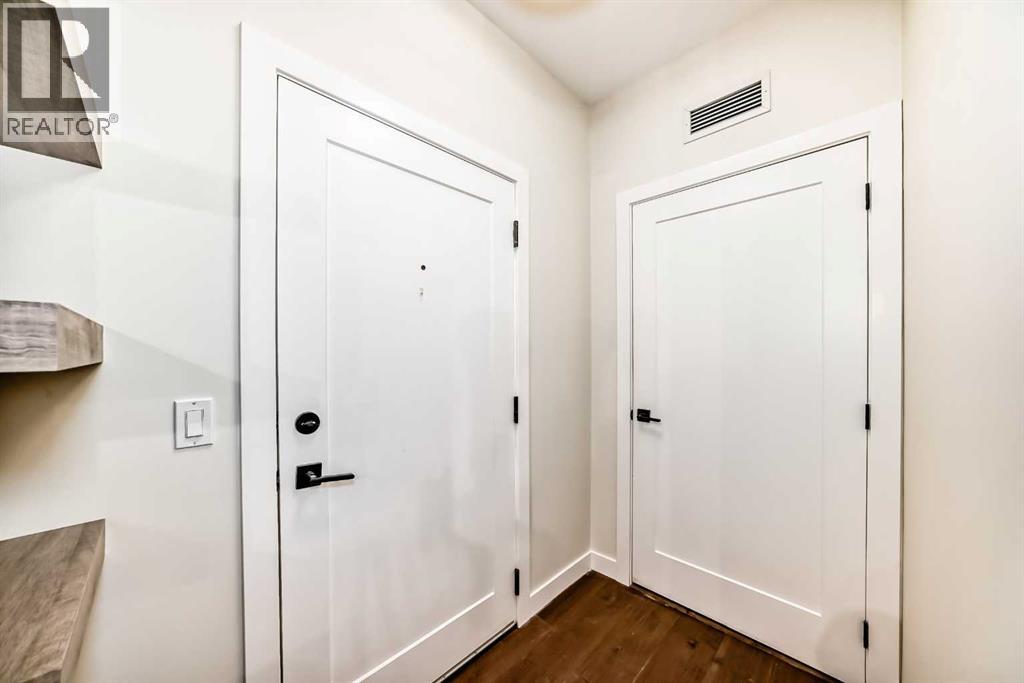 Single Family House for Sale in    Avenue SW Shaganappi Calgary 